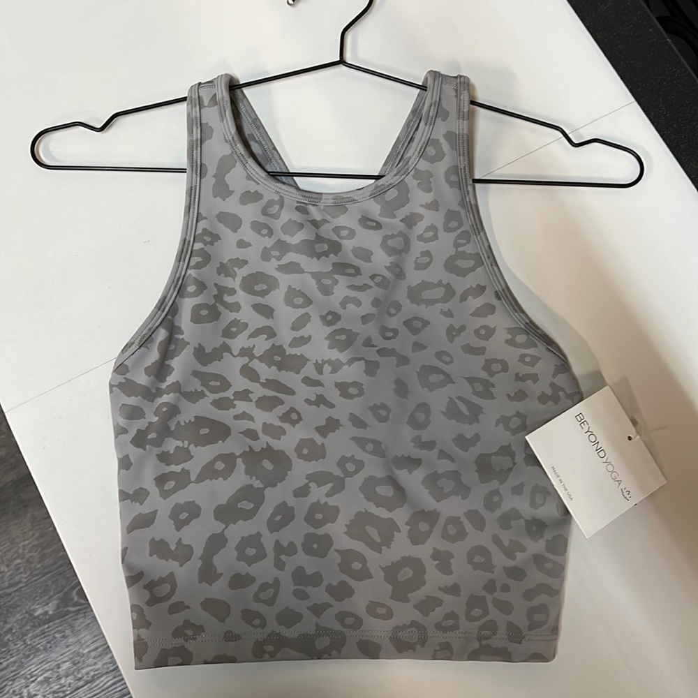 Beyond Yoga cropped tank